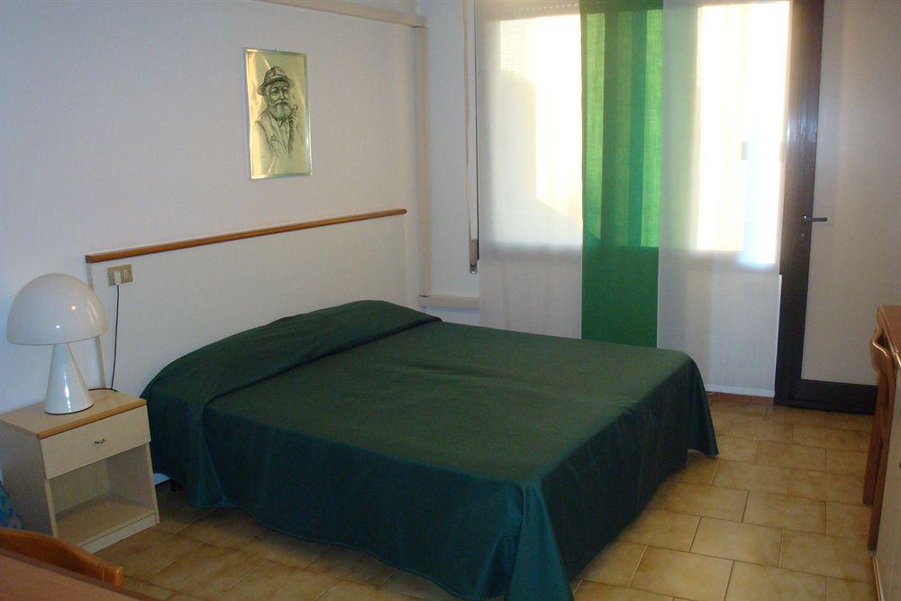 Tursport Aparthotel Taranto Exterior photo
