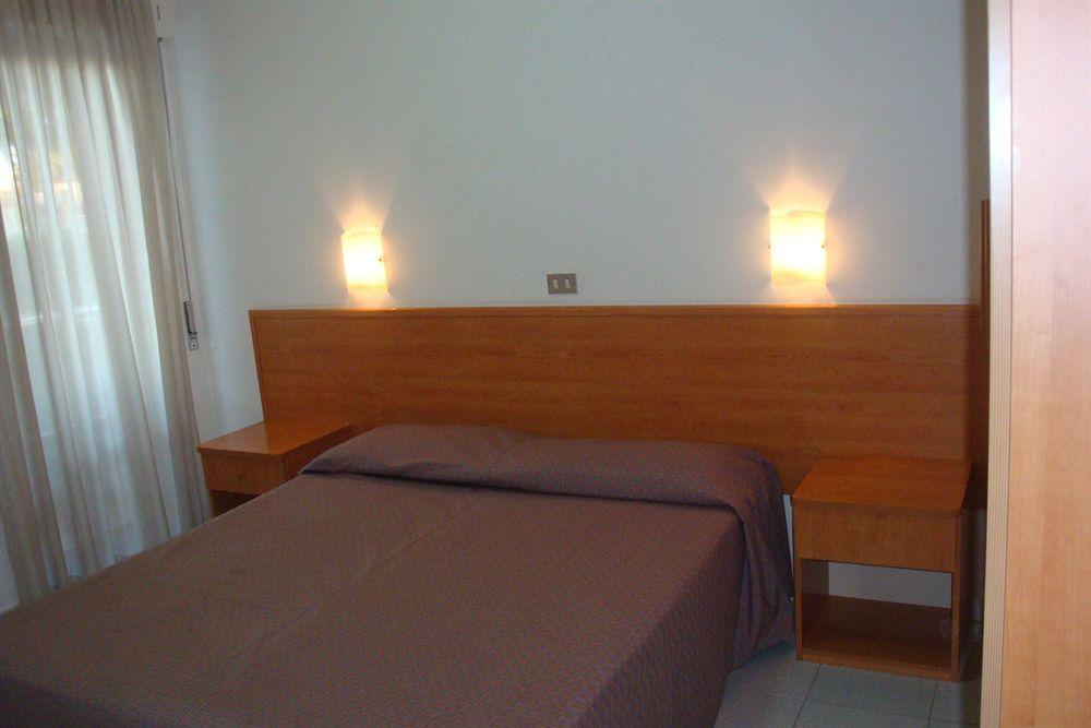 Tursport Aparthotel Taranto Exterior photo