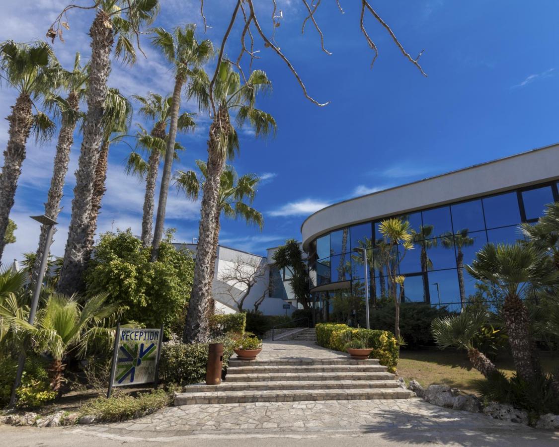 Tursport Aparthotel Taranto Exterior photo